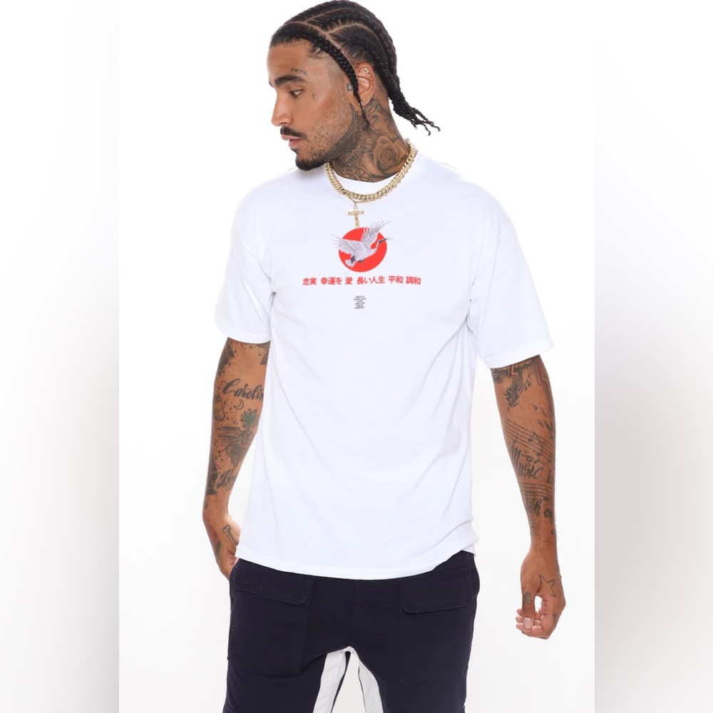Streetwear Graphic T shirt white and red Fashion Nova Flying Crane